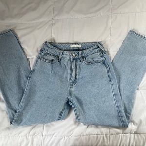 PacSun Light-Washed Mom Jeans
